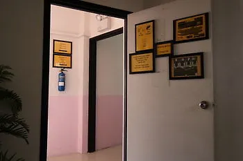 The Hive Singapore Hostel