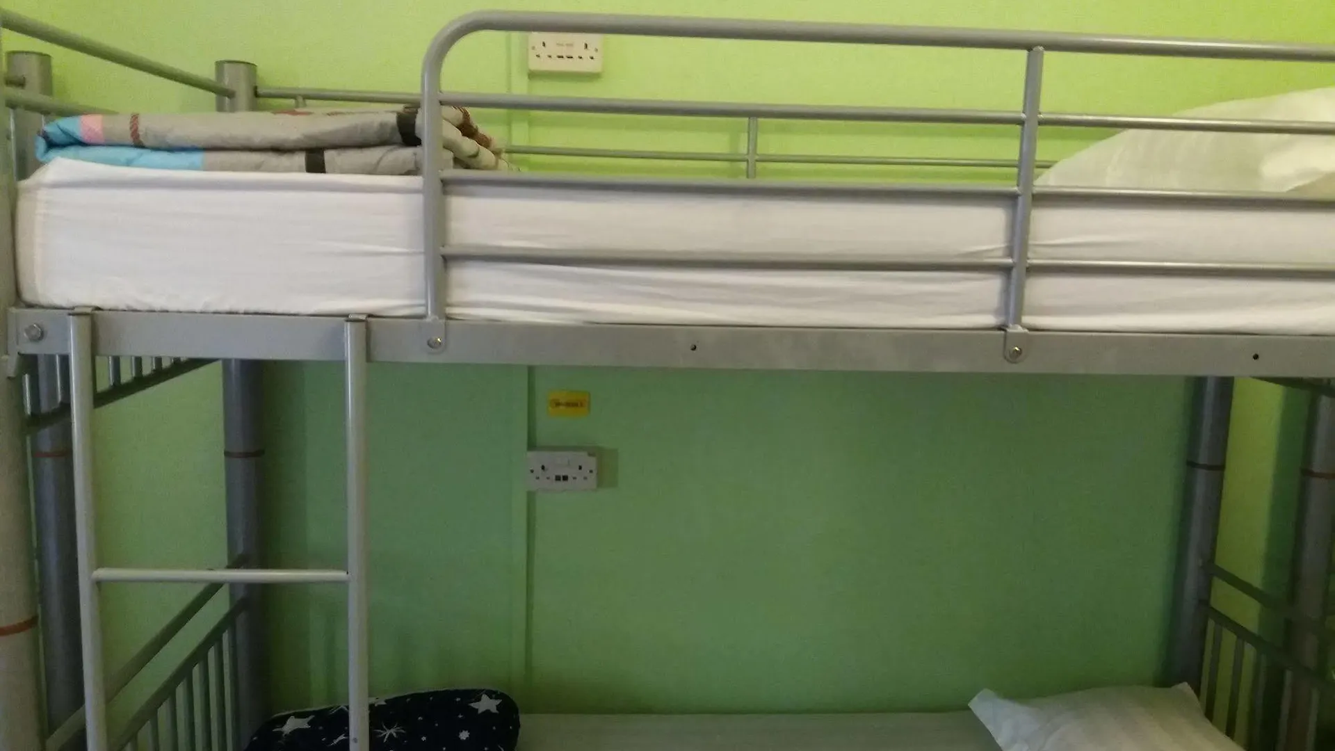 The Hive Singapore Hostel
