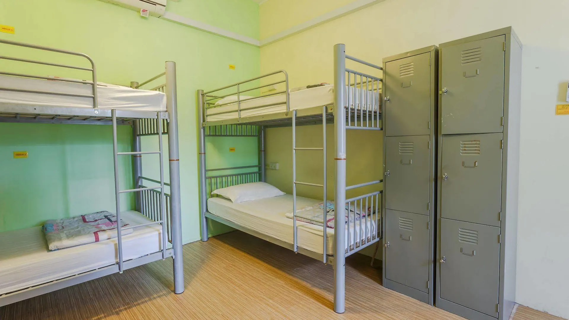 The Hive Singapore Hostel